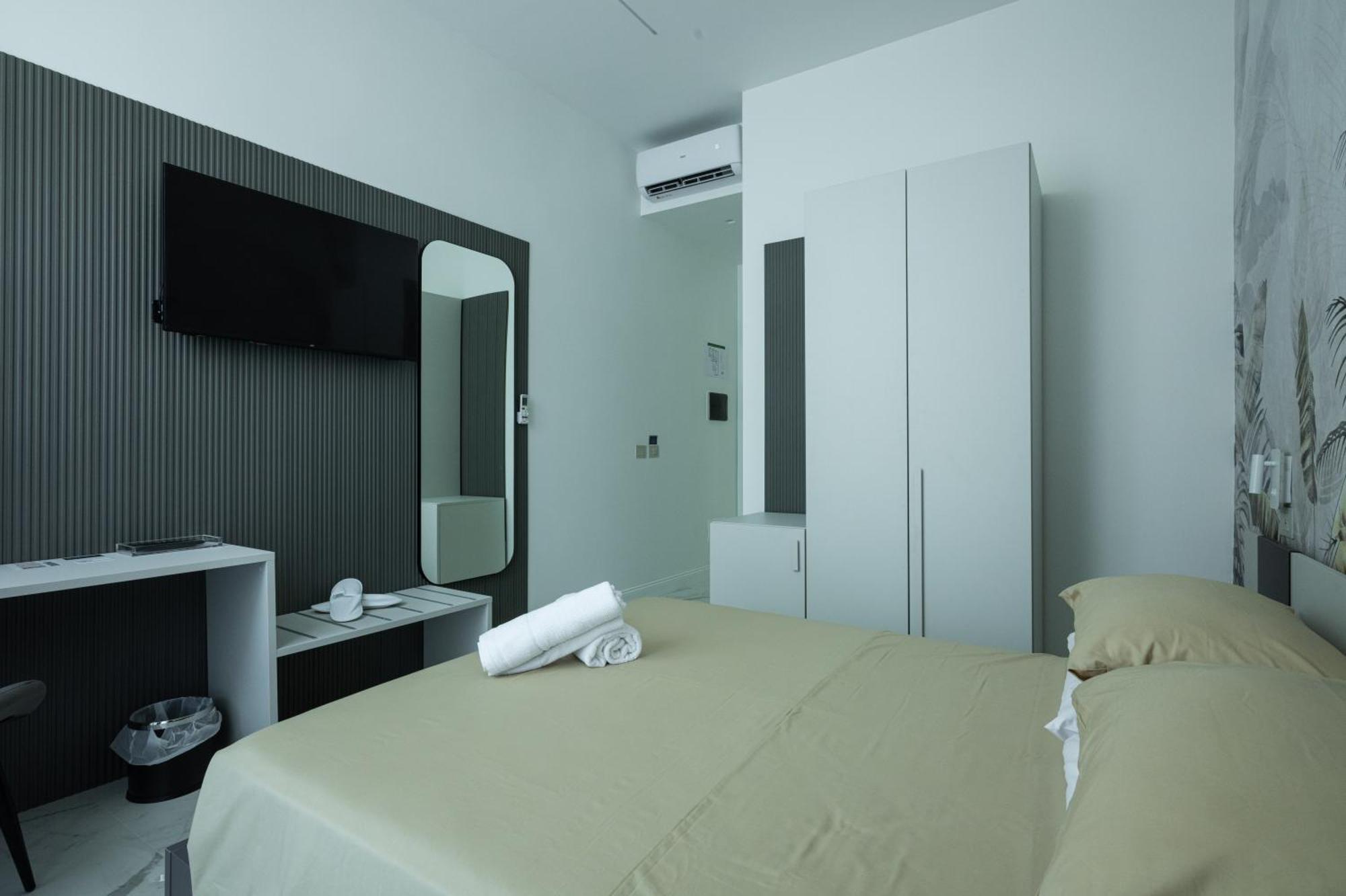 The Dome Guest House Reggio di Calabria Bagian luar foto